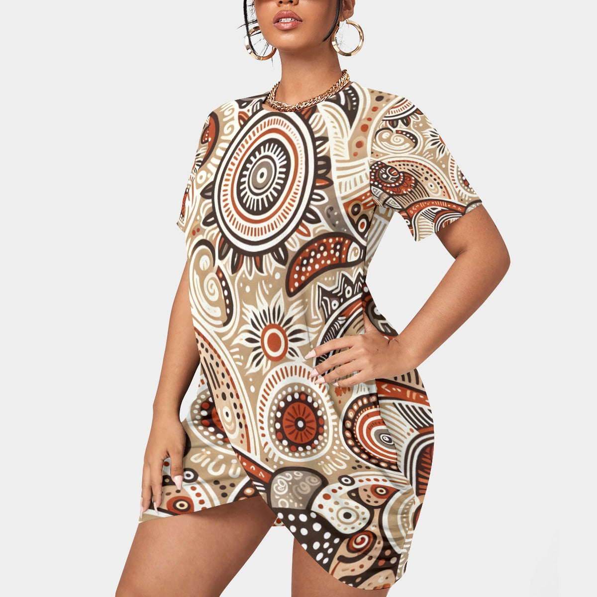 All-Over Print Women’s Stacked Hem Dress With Short Sleeve（Plus Size）