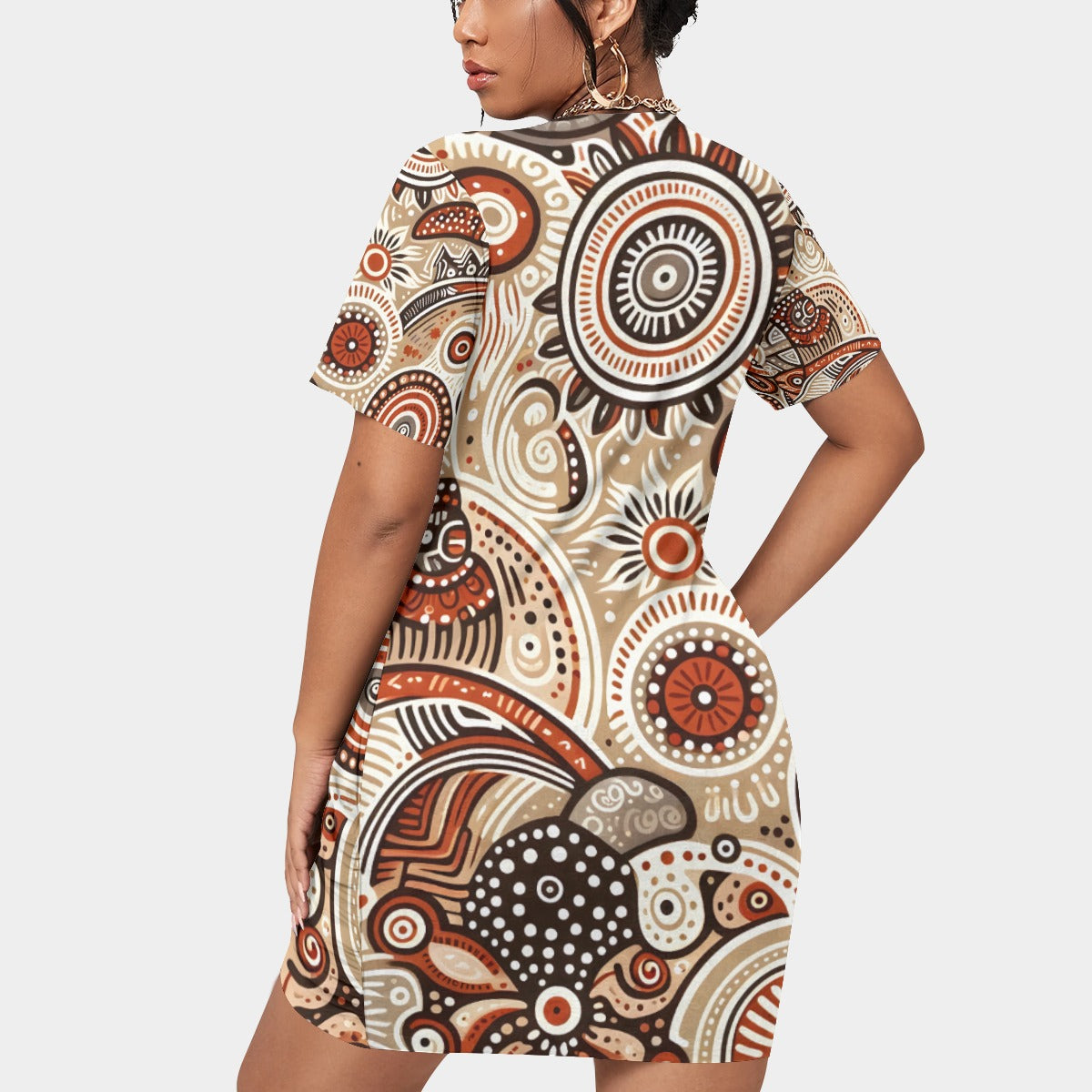 All-Over Print Women’s Stacked Hem Dress With Short Sleeve（Plus Size）